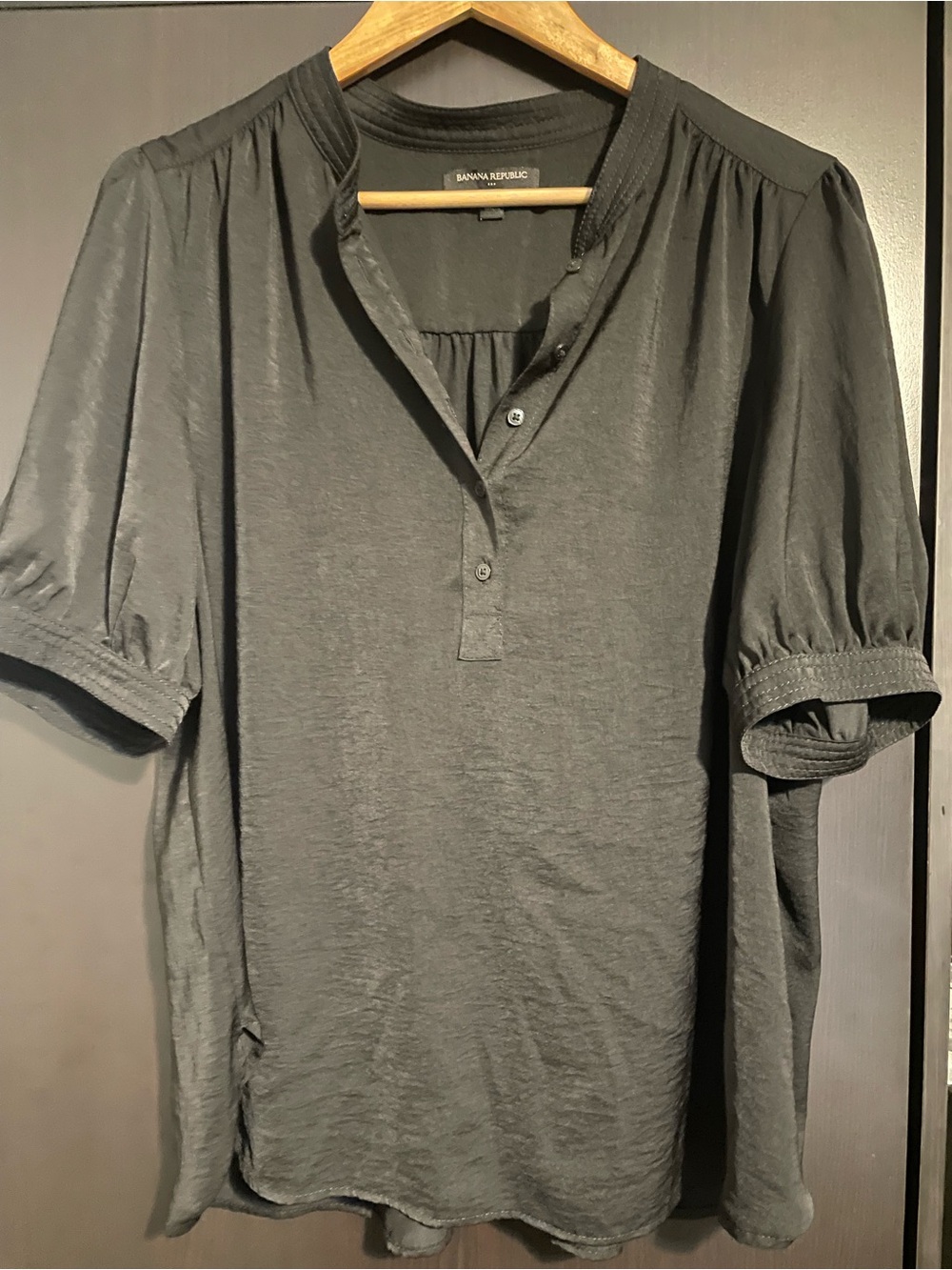 Banana Republic Dark Gray Short Sleeve Henley Blouse